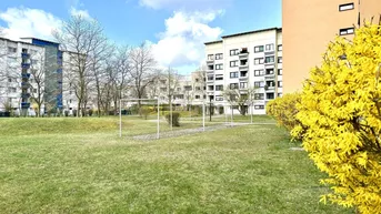 Expose Großzügige 4-Zimmer Wohnung mit Loggia und TG-Platz