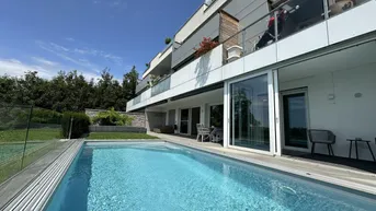 Expose Wohnen wie im Bungalow - Exklusive Gartenwohnung mit Pool und grandioser Aussicht