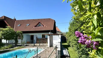 Expose Familiendomizil mit Pool und Gartenparadies am Stadtrand von Wels