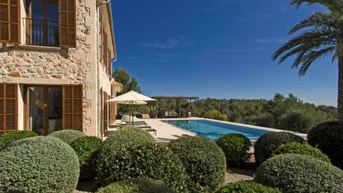 Expose Bestlage nähe Palma de Mallorca! Traumhafte Finca mit Tennisanlage, Pool und 30.000 m2 Eigengrund