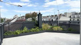 Expose Grünruhelage nahe Belvedere! Luxuriöse 3-Zimmer-Erstbezug-Dachterrassen-Wohnung mit Outdoor-Pool in historischem Gebäude