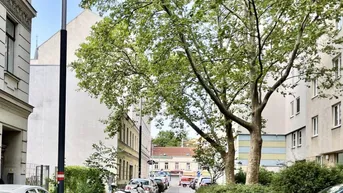 Expose Bis Ende 2025 befristet vermietetes Gründerzeit-Seitenflügel-Zinshaus mit bewilligtem Ausbau und Dachgeschoss-Ausbau