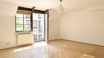 Expose Bestlage beim Hamerlingplatz! Lichtdurchflutete 3-Zimmer-Altbau-Wohnung in saniertem Vorstadthaus inklusive zwei Garagenplätze