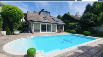 Expose Schickes Einfamilienhaus mit Pool + herrlichem Garten - Liefering