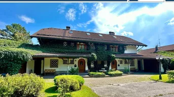 Expose Imposantes XL-Landhaus in Wals-Grünau - 2 Wohneinheiten