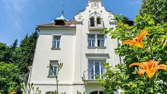 Expose Elegante Villa mit Wörthersee-Blick. Elegant art nouveau villa with a view of Lake Wörthersee.