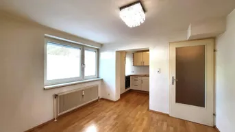 Expose NEU! Kompakte 2-Zimmer-Stadtwohnung in zentraler Lage
