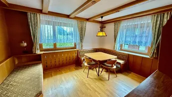 Expose Charmante 3-Zimmer Wohnung mit Modernisierungspotential