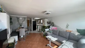 Expose Attraktive 3 Zimmer-Maisonette-Wohnung mit Dachterrasse in Uninähe