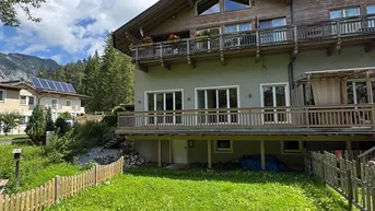Expose Lebensqualität pur: Moderne 4-Zimmer-Wohnung im Naturparadies
