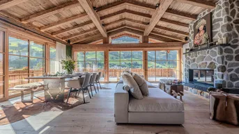 Expose High-End Luxus-Chalet mit grandiosem Panoramaausblick
