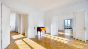 Expose ELEGANTE, GENERALSANIERTE 6-ZIMMER ALTBAU-WOHNUNG mit Parkblick