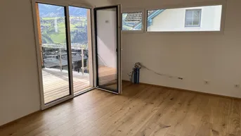 Expose Erstbezug - traumhafte Wohnung am Sonnenhang!