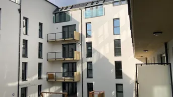 Expose geräumige 4-Zimmer Wohnung mit Innenhofbalkon