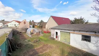 Expose Sonniges Baugrundstück mit 50m² Halle