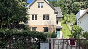Expose Einfamilienhaus auf großem Grund mit Sanierungsbedarf
