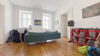 Expose Hochwertige 3,5-Zimmer-Altbauwohnung mit Balkon in Ruhelage