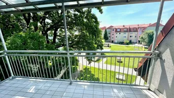 Expose 2 Zimmer | Balkon