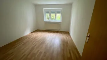 Expose Lendplatznähe - 3 Zimmer- ruhige Seitenstraße