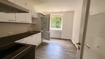 Expose 4-Zimmer-WOHNUNG zu vermieten!