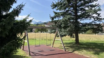 Expose Geräumige Familienwohnung in Stadtnähe mit großem Garten
