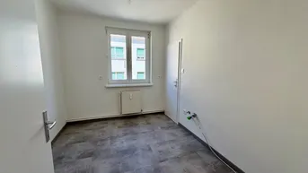 Expose Beste Innenstadtlage - Ideal für Studenten - 2 getrennt begehbare Zimmer