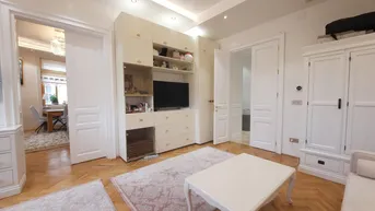 Expose NEUWERTIGER ALTBAUCHARME MIT LUXUSAUSSTATTUNG UND BALKON