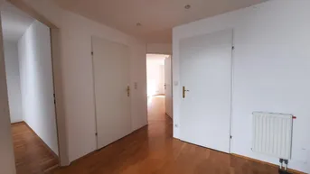Expose PRAXISRÄUMLICHKEITEN IN PERFEKTER LAGE
