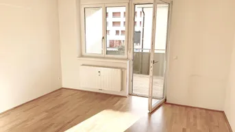 Expose Helle 2-Zimmerwohnung mit Balkon!