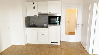 Expose UNBEFRISTET - Generalsanierte 1-Zimmerwohnung mit Balkon Nähe Murpromenade!