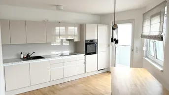 Expose Helle, moderne 3-Zimmerwohnung mit Balkon und 2 Stellplätze im Speckgürtel von Wien
