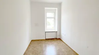 Expose TOPLAGE - 3-Zimmerwohnung mit Balkon! Nicht WG-geeignet!