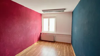 Expose UNBEFRISTET und PROVISIONSFREI - Sanierungsbedürftige Büroetage in modernen Bürokomplex zu mieten!
