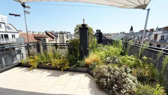 Expose ERSTBEZUG - Exklusive Dachgeschossmaisonette mit Dachterrasse, Pool und Deckenkühlung in RUHELAGE!