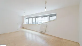 Expose Kaiserstraße: 1.OG - Single Hit Wohnung - ab sofort beziehbar - U6-Nähe! Miete inkl. Heizkosten!