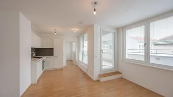 Expose ab 1.2.25: praktisch aufgeteilte helle 2 Zimmer Dachgeschosswohnung mit Terrasse