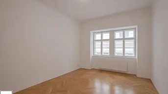 Expose Kleeblattgasse 7: gepflegte 2 Zimmer Altbauwohnung mit separater Küche in perfekter Innenstadtlage (ab 1.9.25)