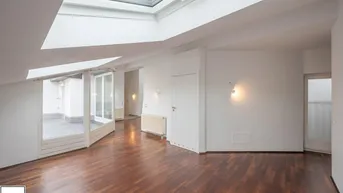 Expose 3 Zimmer-DG-Wohnung mit 2 hofseitigen Terrassen nahe Oper