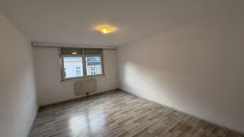 Expose Studentenhit: 2-Zimmer Wohnung mit KFZ-Stellplatz und perfekter Infrastruktur - Nähe Spittelau / Nußdorferstraße U6