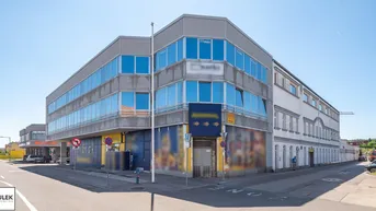 Expose Grundstück mit vier Baukörpern - Büro-, Geschäfts- und Gewerbegebäude inkl. Parkplätzen in Vösendorf