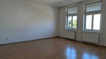 Expose Top 22 - Helle 2-Zimmer-Wohnung mit Balkon auf der Heiligenstädter Straße 3 – **ANFRAGEN NUR ÜBER DAS KONTAKTFORMULAR**