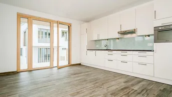 Expose Top-2-Zimmer Wohnung mit Balkon , Pool, Fitnesscenter, Gartenanlage