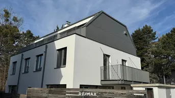 Expose Erstbezug, 163 m² Nutzfläche-Topmoderne Doppelhaushälfte am Ende einer ruhigen Sackgasse -Top 2