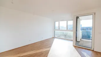 Expose Lichtdurchflutetes Apartment mit Loggia, Provisionsfrei!