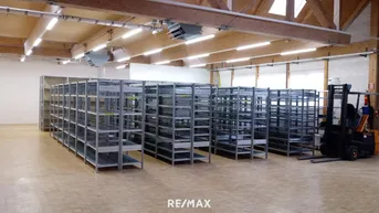 Expose Gewerbegebiet Flaurling/Polling: Gepflegte und saubere Produktions- und Lagerhalle mit Büros und Parkplatz zu mieten