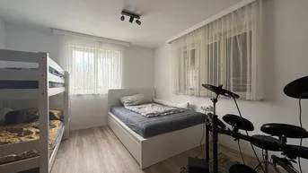 Expose Kennelbach | 600 m² Grund | 2 Wohneinheiten | Saniert