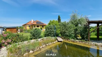 Expose Charmanter Bungalow mit großem Garten, Photovoltaik &amp; Teichanlage