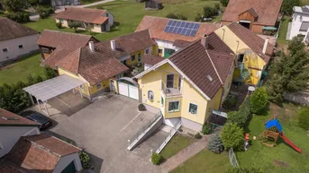 Expose Großes Wohnhaus mit Heurigenlokal / 5 Gästezimmern und einem Miethaus