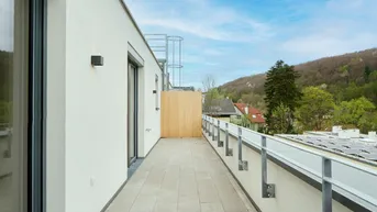 Expose Provisionsfrei! _großzügige 4 Zimmer DG Wohnung mit 2 Terrassen und Garten _B12_KALEU139