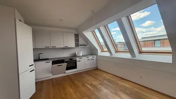 Expose ZU VERMIETEN! 3 Zimmer Dachgeschosswohnung mit Balkon_T34
